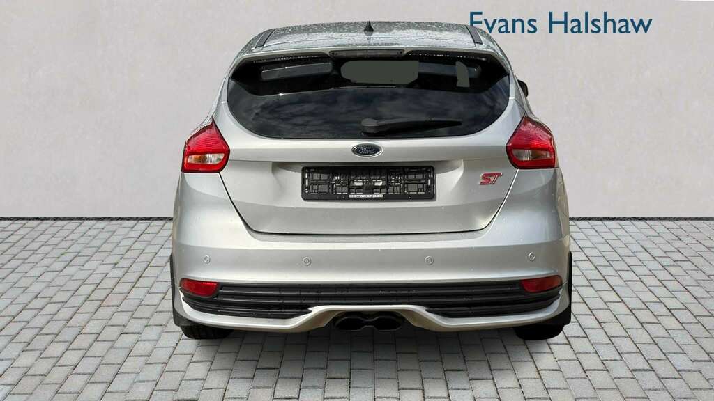 Ford Focus 2.0T Ecoboost St-3 2016 AX16PFG Silver #4