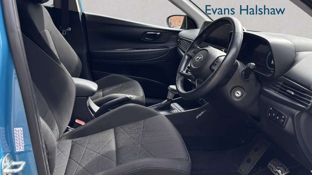 Hyundai Bayon 1.0 Tgdi 48V Mhev Premium Dct 2023 Blue #3