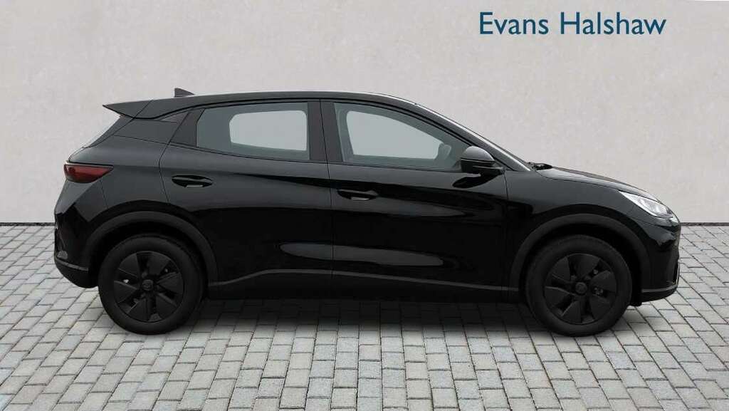Byd Dolphin 65Kw Active 30Kwh 2025 Black #2
