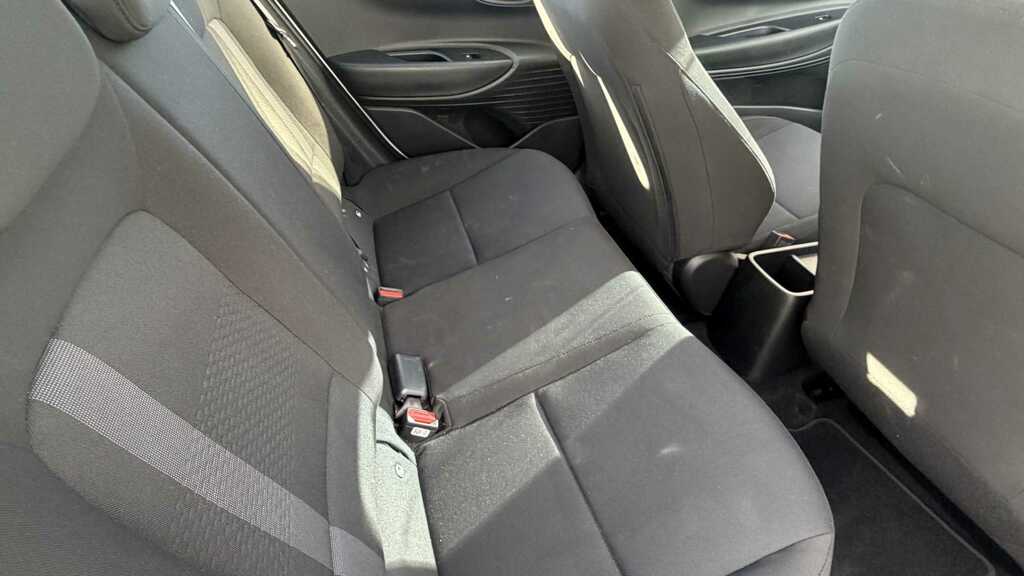 Hyundai I20 Advance Green #8