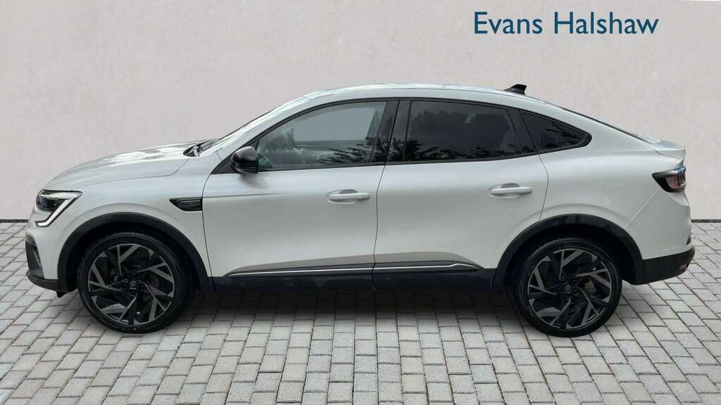 Renault Arkana 1.6 E-tech Fhev 145 Esprit Alpine 2024 White #3