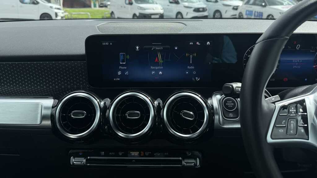 Mercedes-Benz GLB Class Suv Black #7