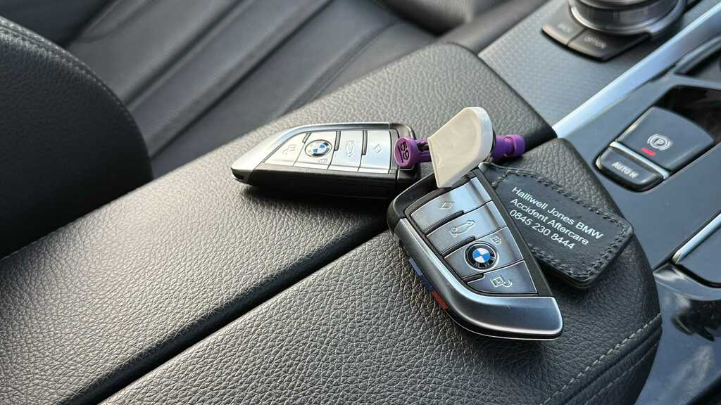 BMW 5 Series Grey #27
