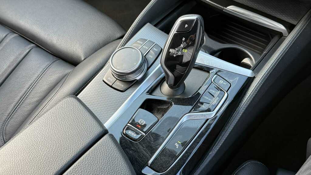 BMW 5 Series Grey #26