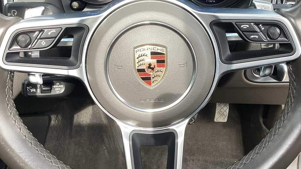 Porsche Macan Turbo Pdk Grey #23