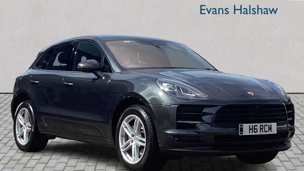 Porsche Macan Turbo Pdk Grey #1