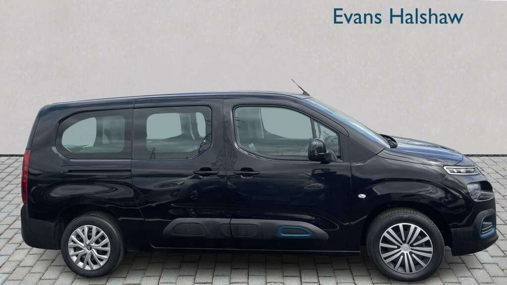 Citroen e-Berlingo 100Kw Feel XL 50Kwh 7 Seat 2023 Black #5