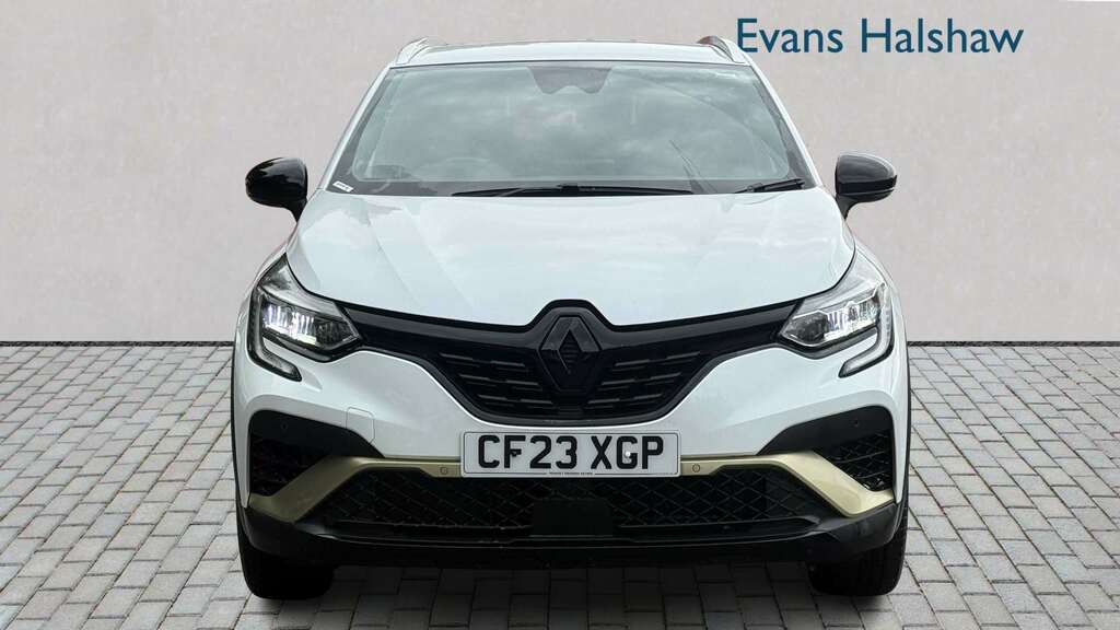 Renault Captur 1.6 E-tech Full Hybrid 145 Engineered 202 White #4