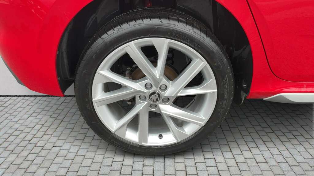 Skoda Kamiq 1.5 Tsi Se L Executive Dsg 2023 Red #6