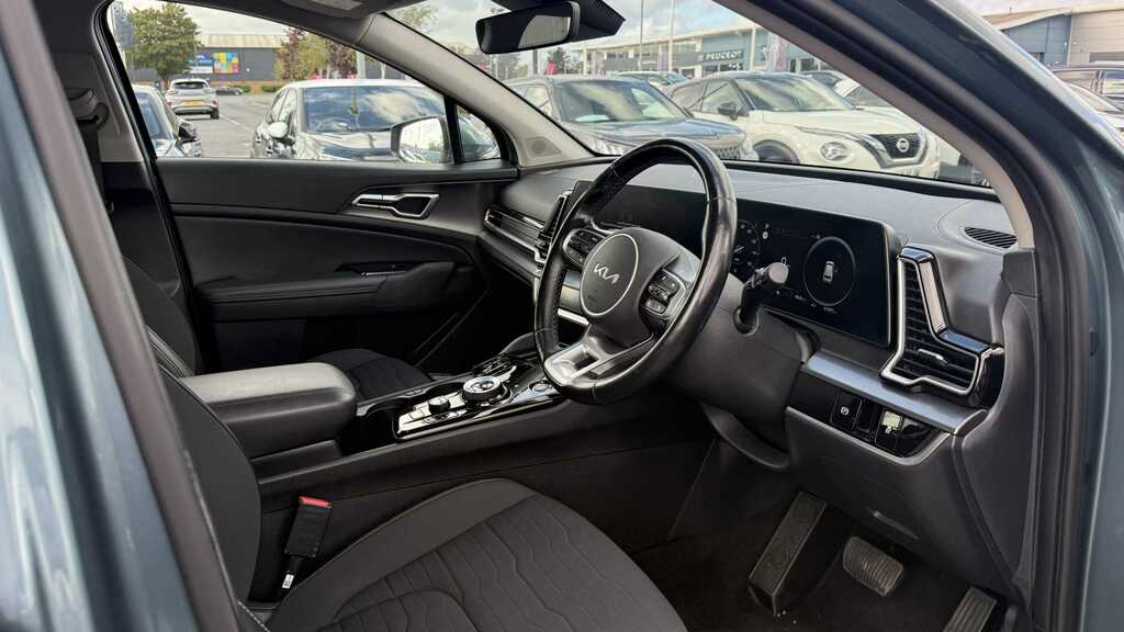 Kia Sportage Launch Edition Red #12