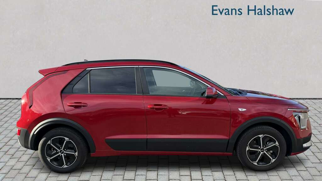 Kia Niro 1.6 Gdi 136 Hybrid Pure Dct 2025 Red