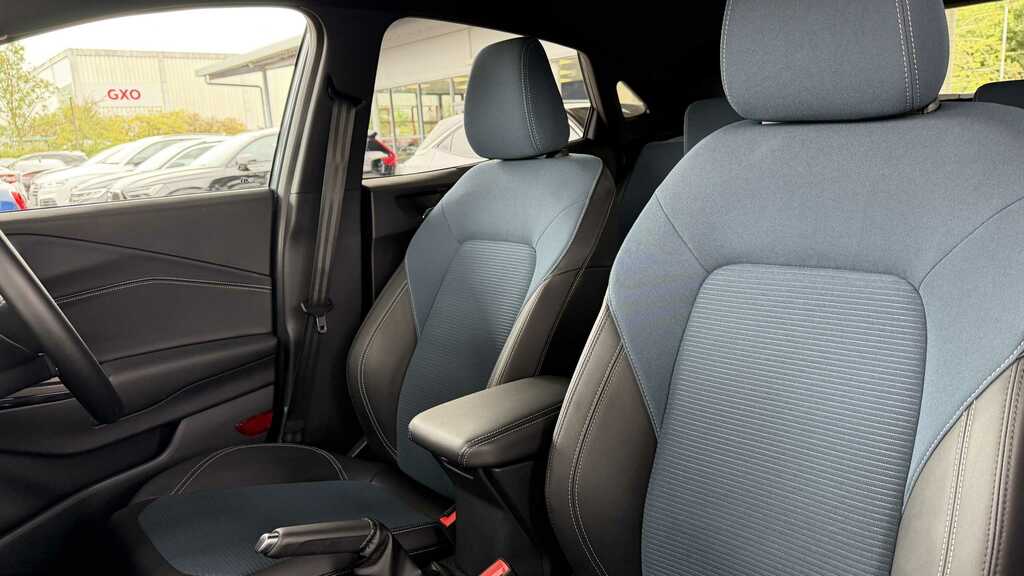 Ford Puma St-line X White #10