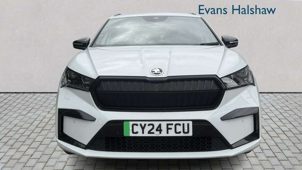 Skoda ENYAQ 210Kw 85X Sportline Plus 82Kwh 4X4 2024 White #4
