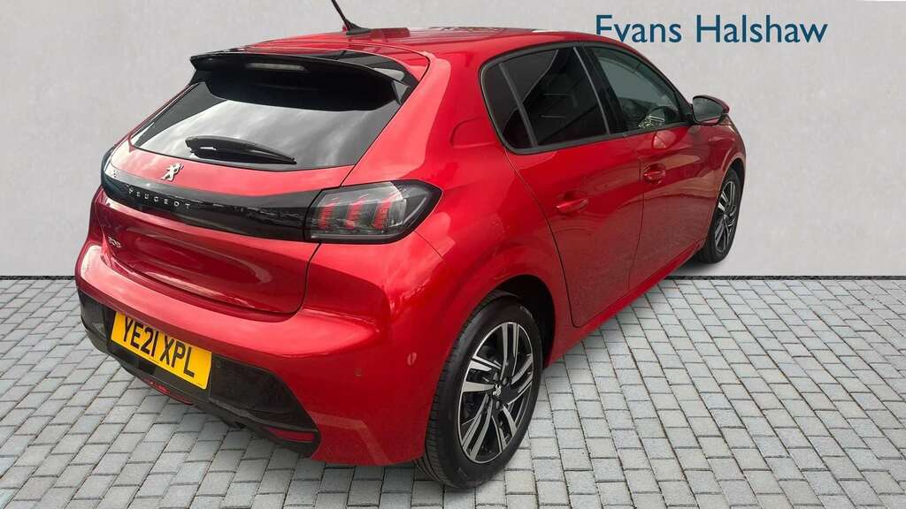 Peugeot 208 1.2 Puretech 100 Allure 2021 Red #3