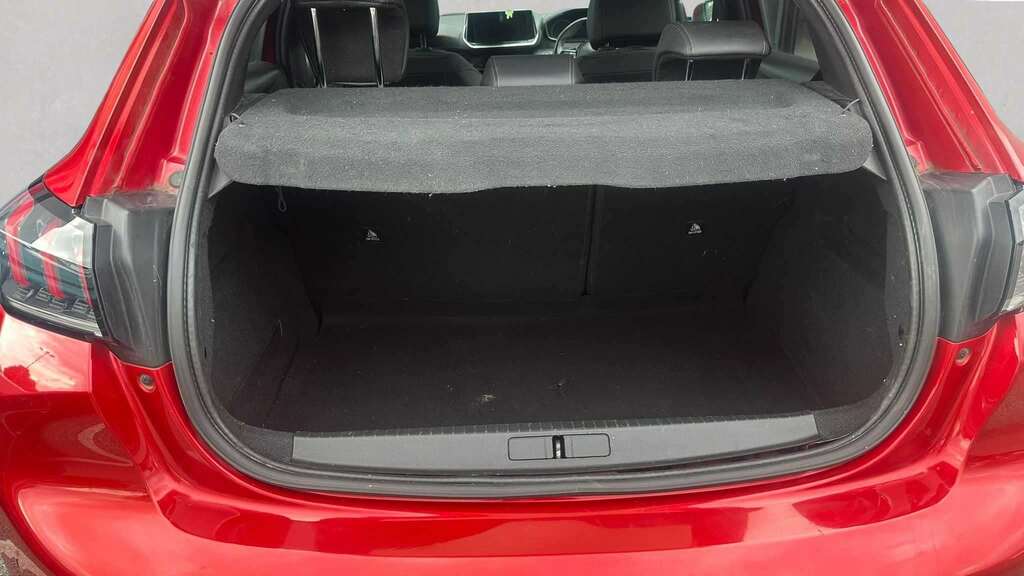 Peugeot 208 208 Allure Premium Puretech Ss White #7