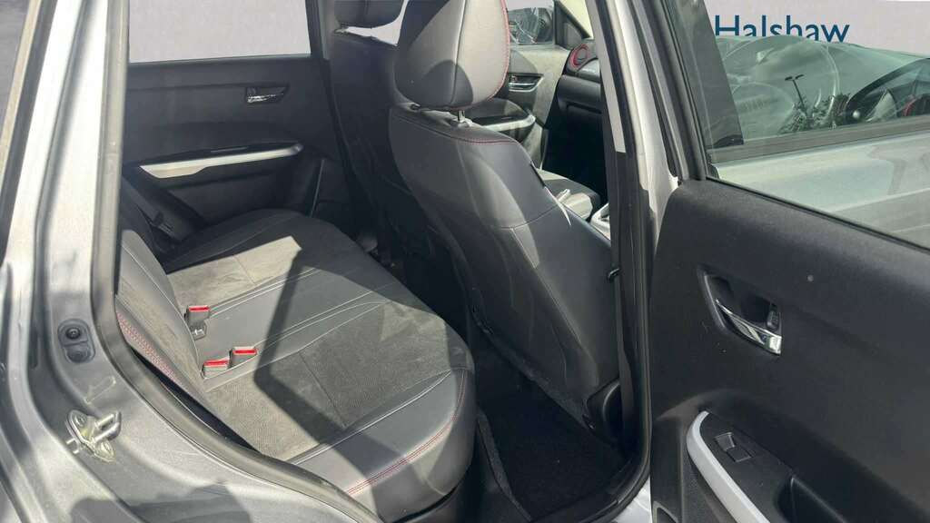 Suzuki Vitara 1.6 Sz-t White #7