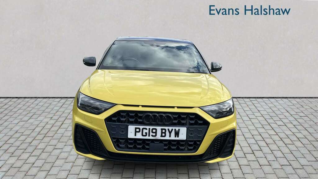 Audi A1 35 Tfsi S Line Contrast Edition S Tronic 2019 Yellow #2