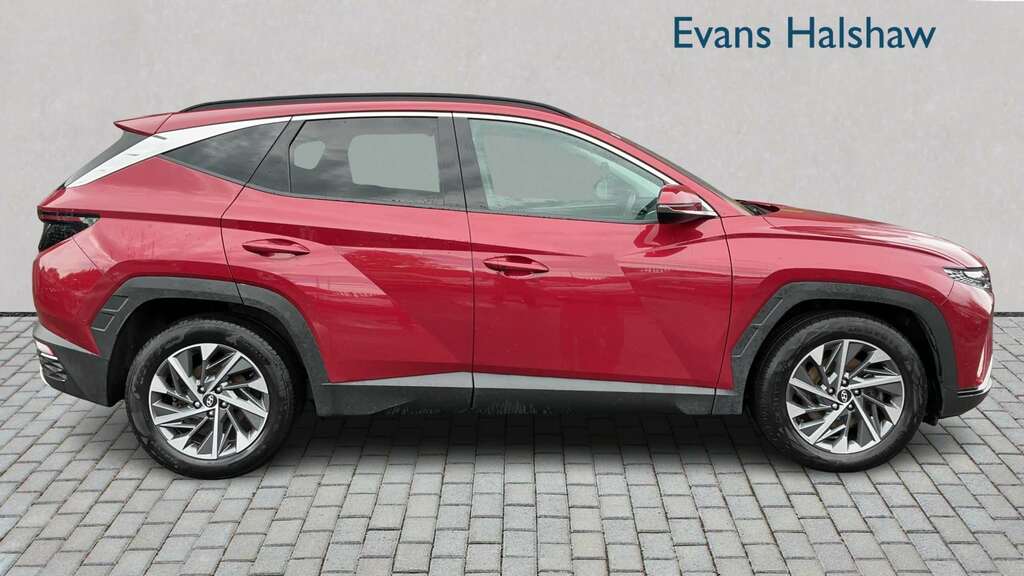 Hyundai Tucson 1.6 Tgdi Premium 2Wd 2023 Red #3