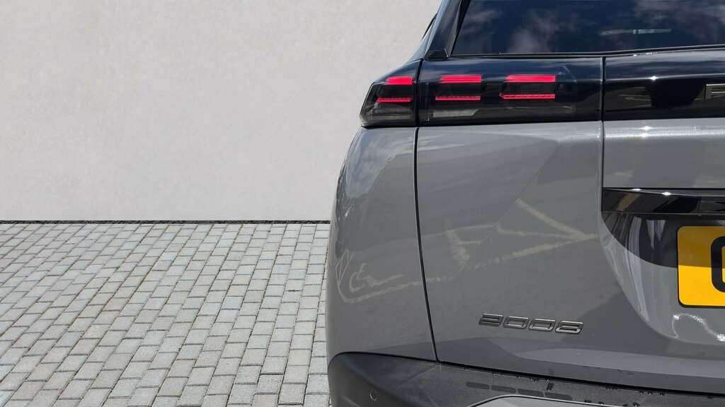 Peugeot 2008 1.2 Puretech Allure Edition 2026 Grey #5