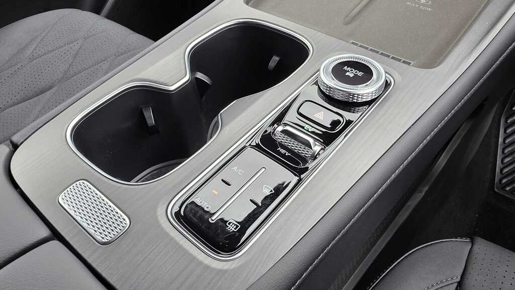 Chery Tiggo 8 1.5T Phev Summit Dht White #16