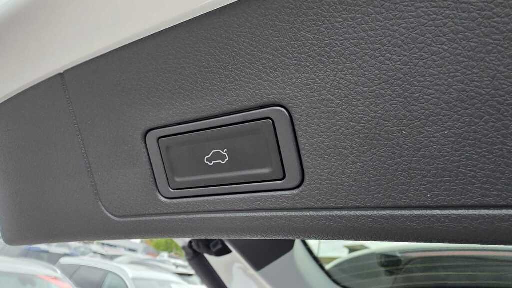 Chery Tiggo 8 1.5T Phev Summit Dht White #23