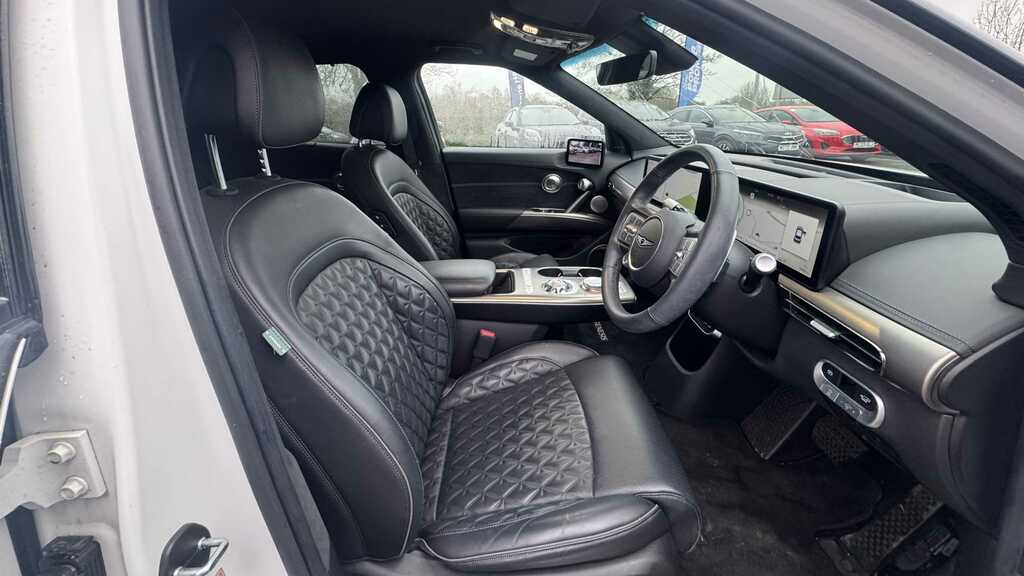 Genesis GV60 234Kw Sport 77.4Kwh Awd 2023 White #3