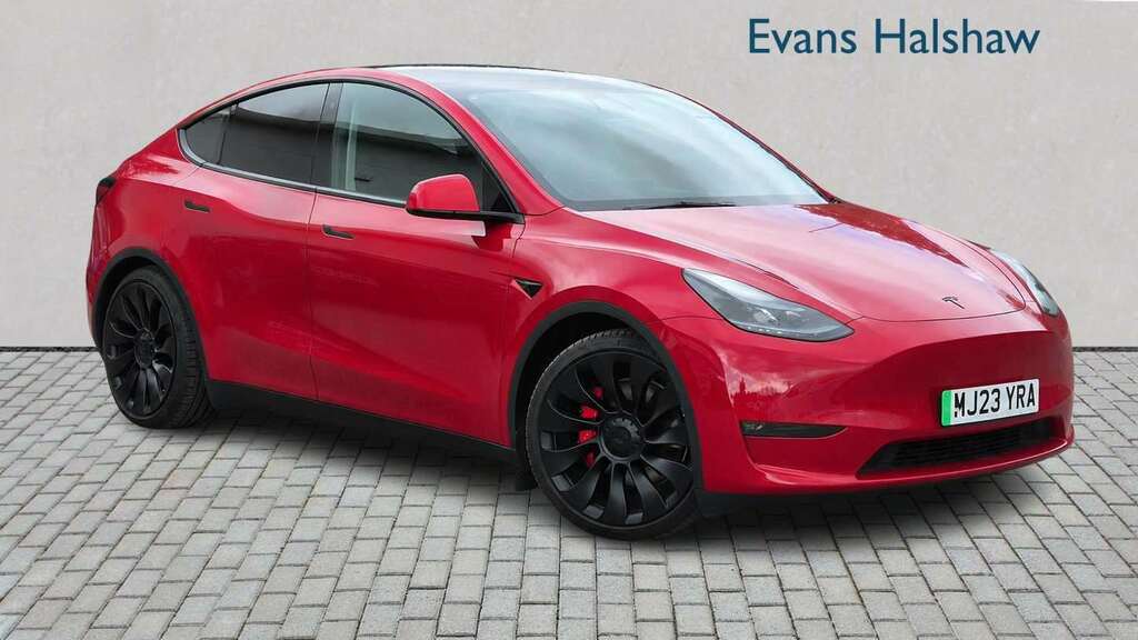Tesla Model Y Performance Awd 2023 Red