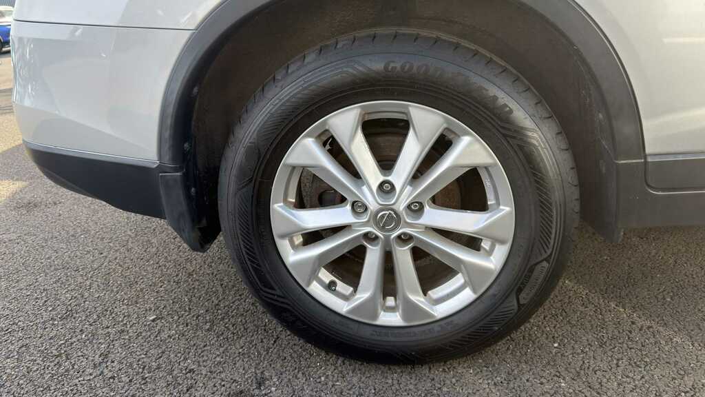 Nissan X-Trail N-tec White #11