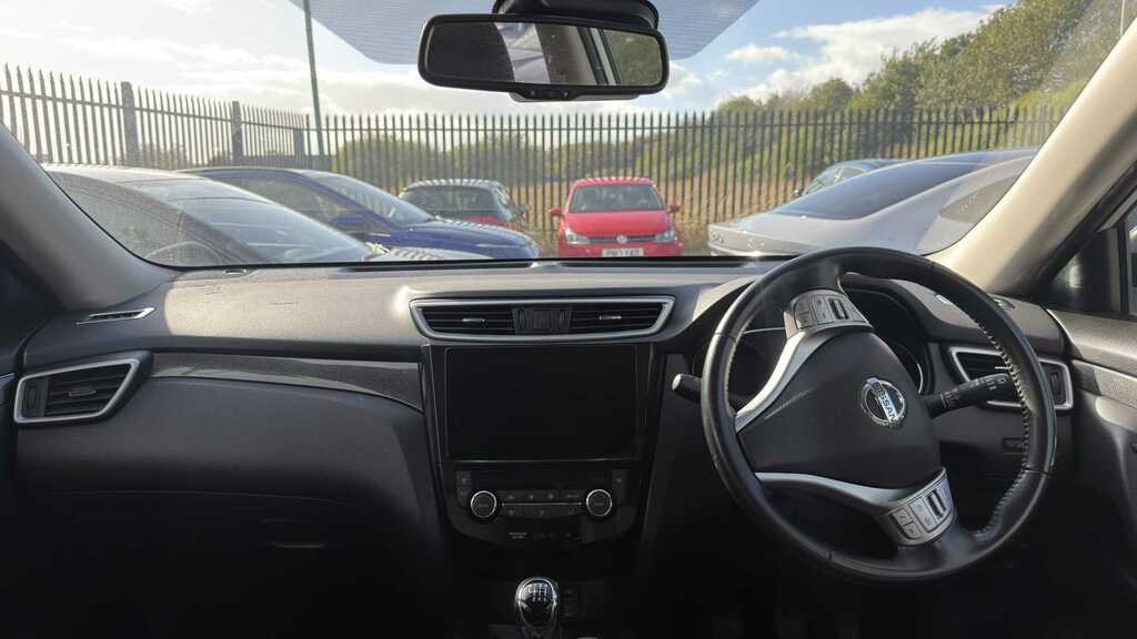Nissan X-Trail N-tec White #3