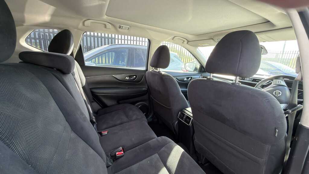 Nissan X-Trail N-tec White #8