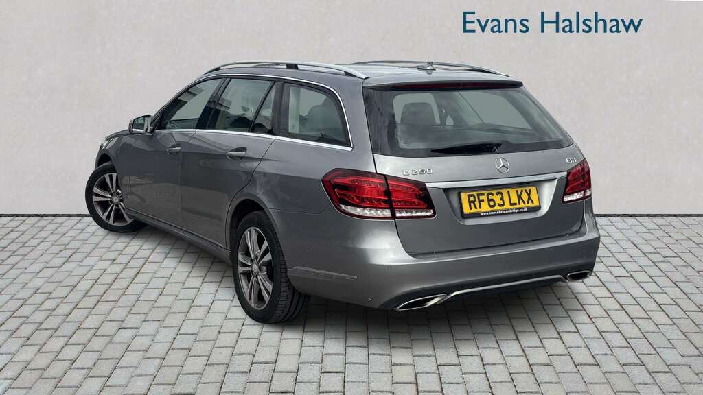 Mercedes-Benz E Class 2.1L Amg Sport White #2