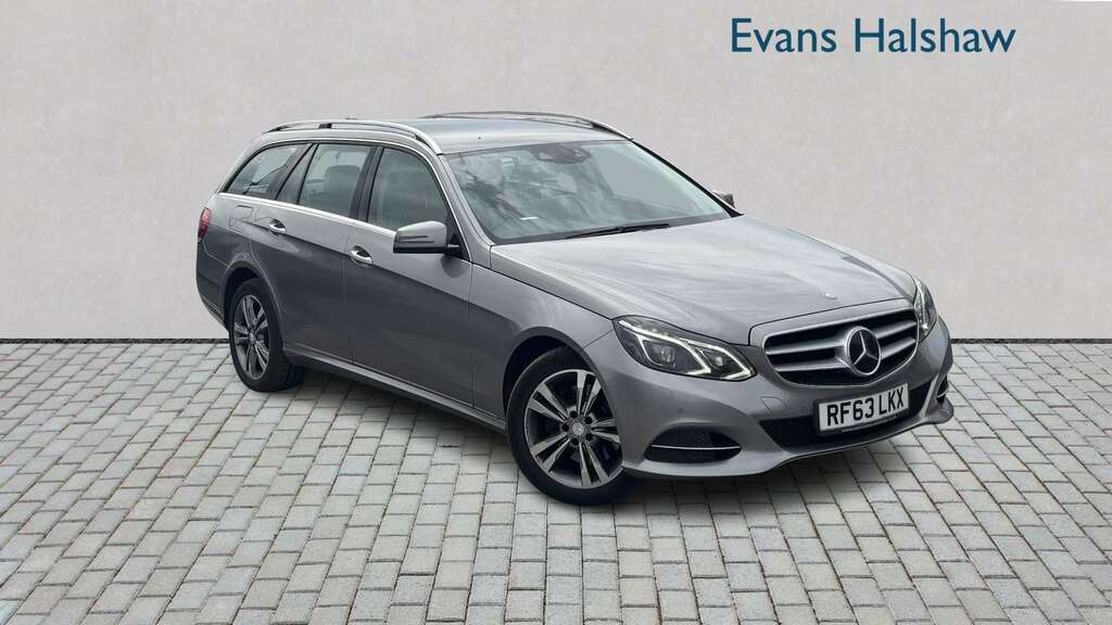 Mercedes-Benz E Class 2.1L Amg Sport White #1