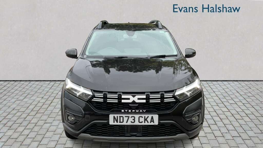 Dacia Sandero Stepway 1.0 Tce Expression 2023 Black #4