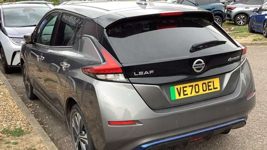 Nissan Leaf 160Kw E Tekna 62Kwh 2020 Grey #2