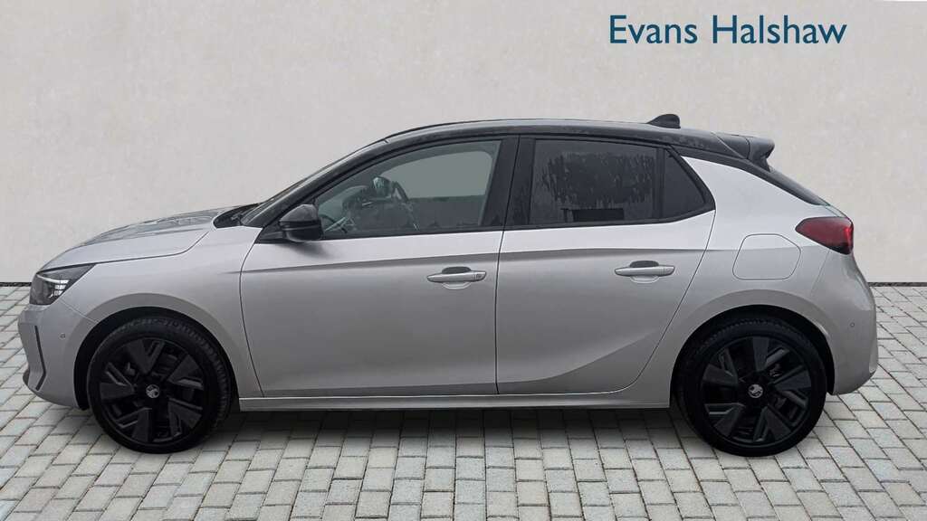 Vauxhall Corsa-e 100Kw Ultimate 50Kwh 2025 White #3