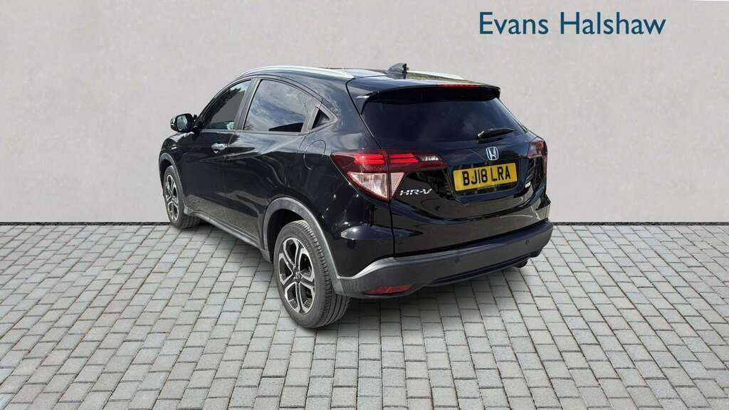 Honda Hr-V 1.5 I-vtec Ex Cvt 2018 Black #2