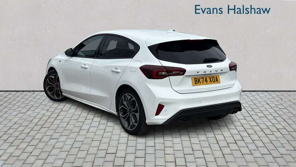 Ford Focus 1.0 Ecoboost Hybrid Mhev 155 Active X Red #2