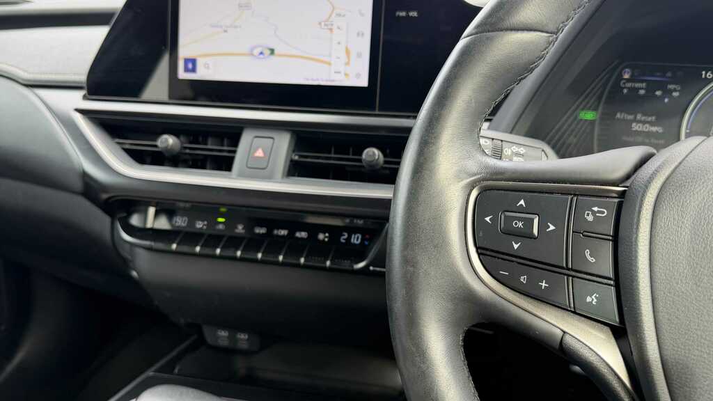 Lexus UX 250H 2.0 Cvt Without Nav Green #17