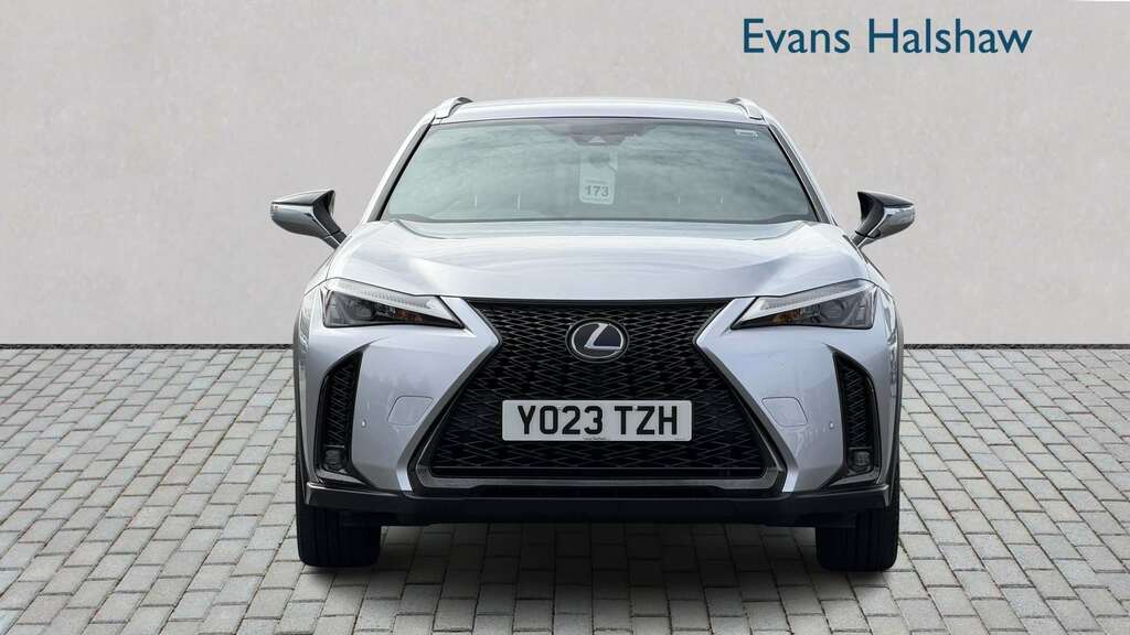 Lexus UX 250H 2.0 F-sport Design Cvt 2023 Silver #4