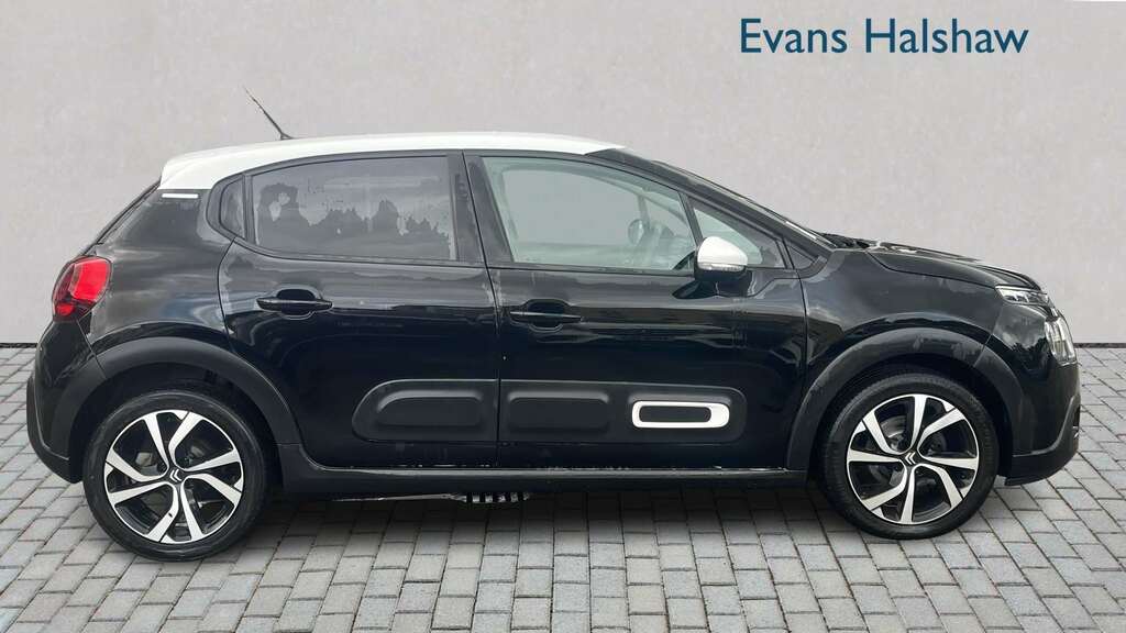 Citroen C3 1.2 Puretech Shine Plus 2023 YL23LUP Black #4
