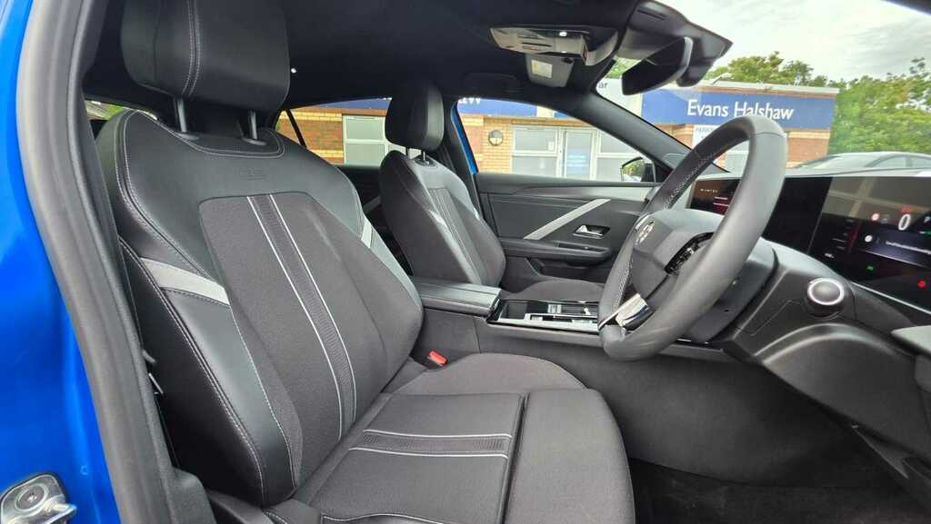 Vauxhall Astra 1.2 Turbo 130 Ultimate Black #8