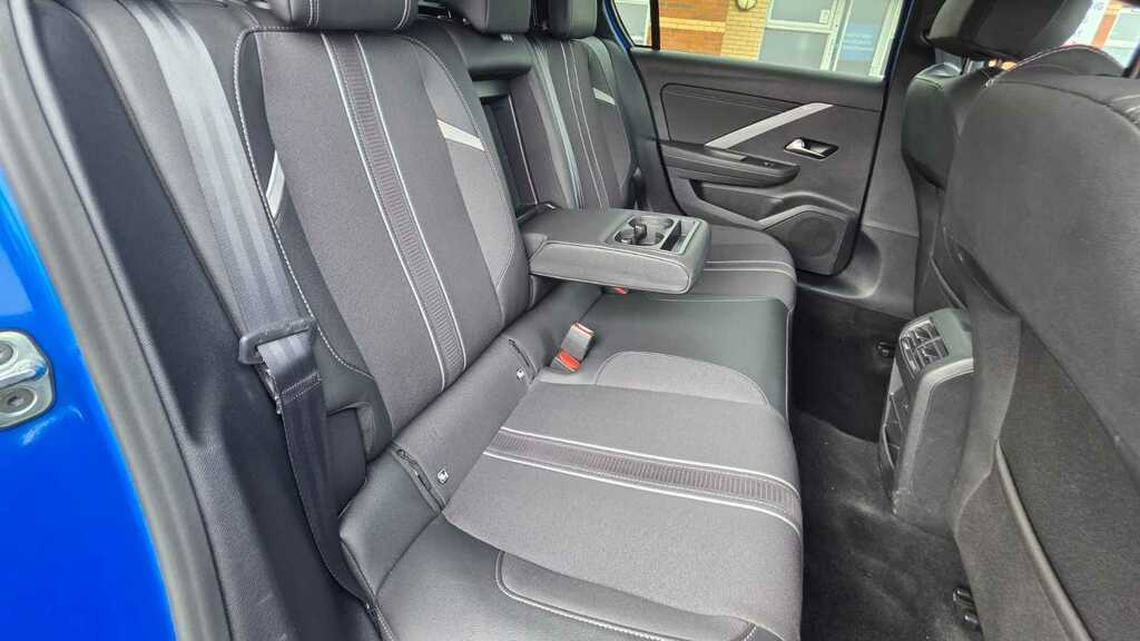 Vauxhall Astra 1.2 Turbo 130 Ultimate Black #14
