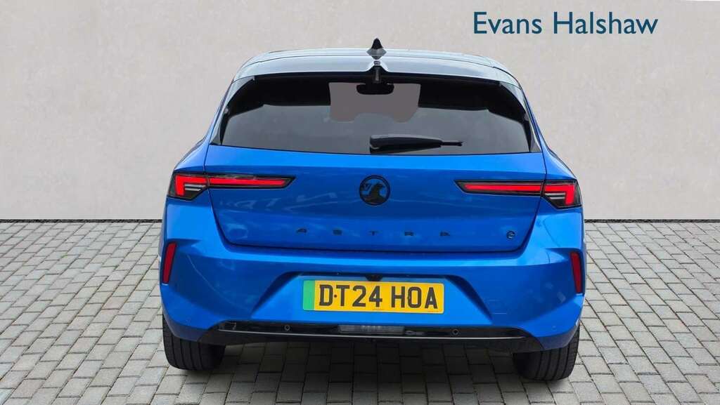 Vauxhall Astra 1.2 Turbo 130 Ultimate Black #4