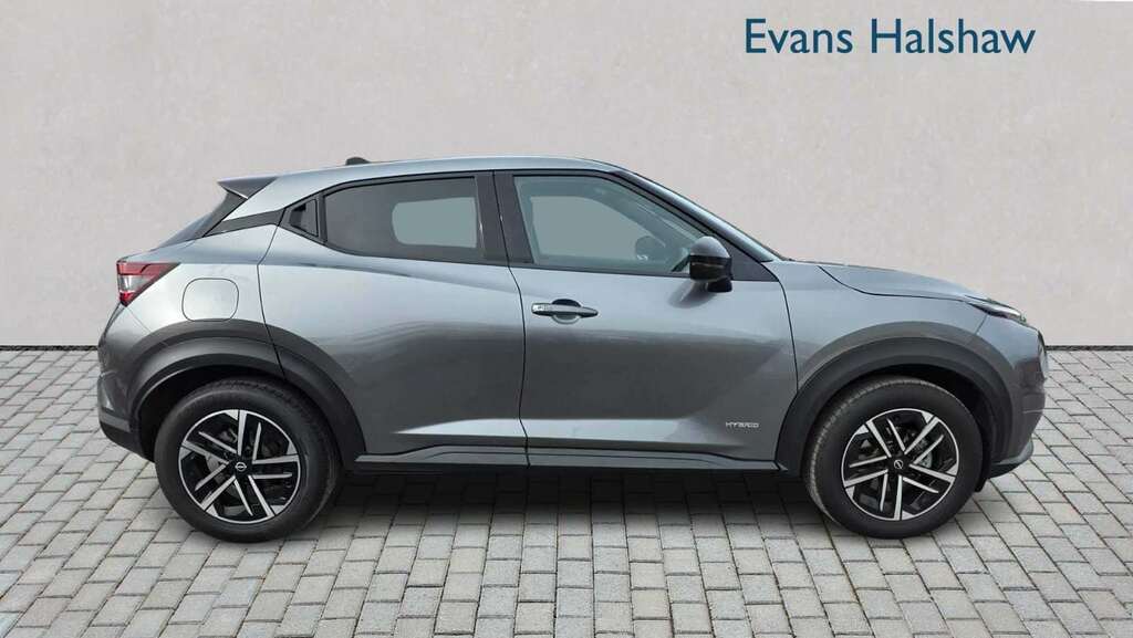 Nissan Juke 1.6 Hybrid N-connecta 2024 Grey #6