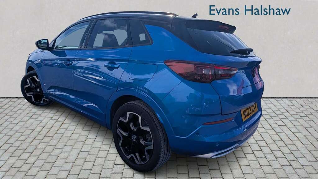 Vauxhall Grandland 1.6 Plug-in Hybrid Ultimate 2023 Blue #2