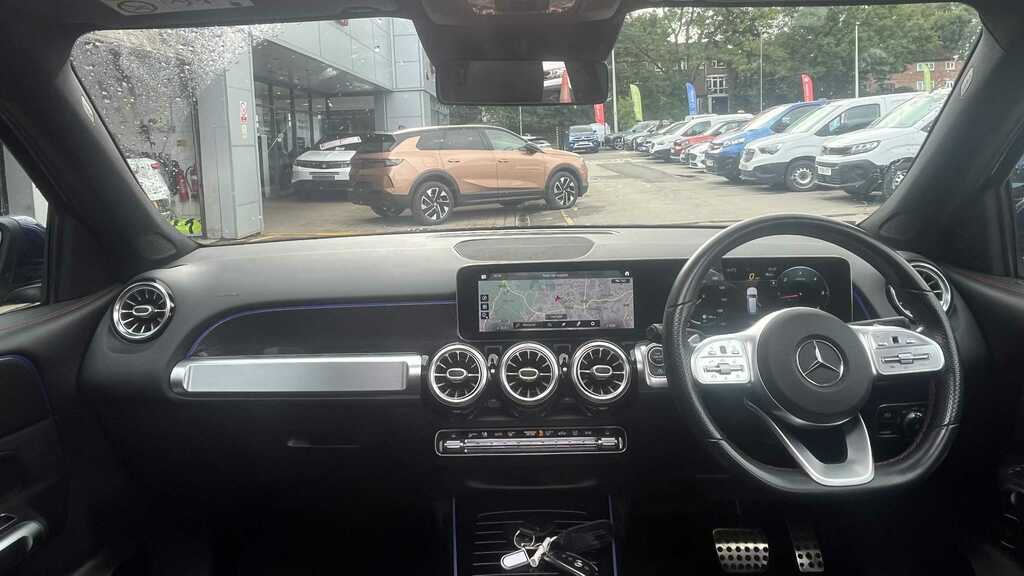 Mercedes-Benz GLB Class Glb 200 Rhd White #9