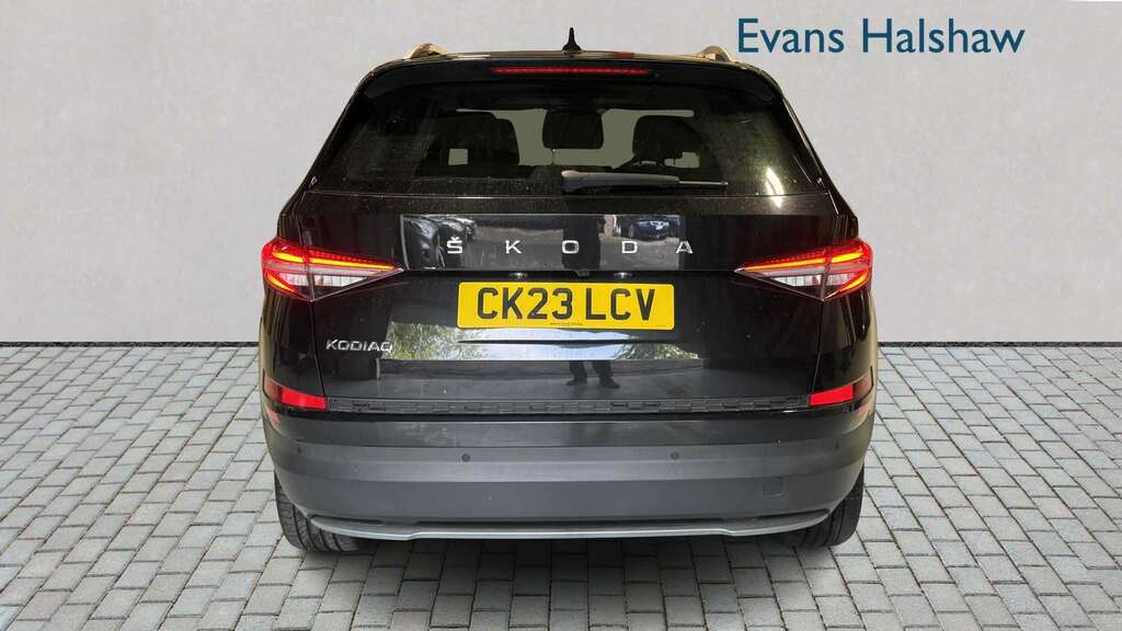 Skoda Kodiaq 1.5 Tsi Se L Executive Dsg 7 Seat 2023 Black #6