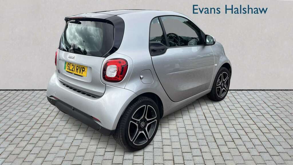 Smart Fortwo Coupe 60Kw Eq Premium 17Kwh 22Kwch 2021 Silver #3