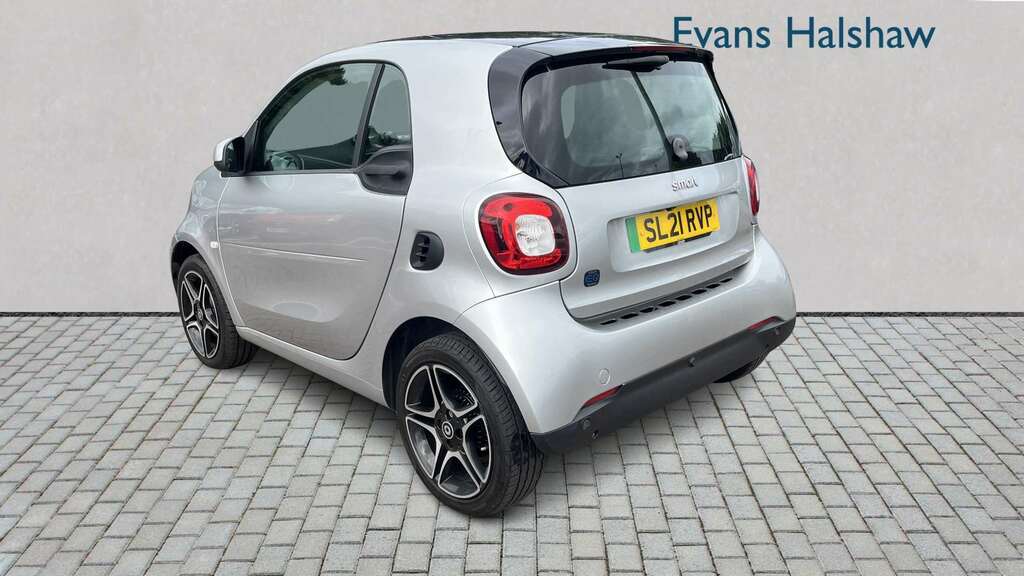 Smart Fortwo Coupe 60Kw Eq Premium 17Kwh 22Kwch 2021 Silver #5