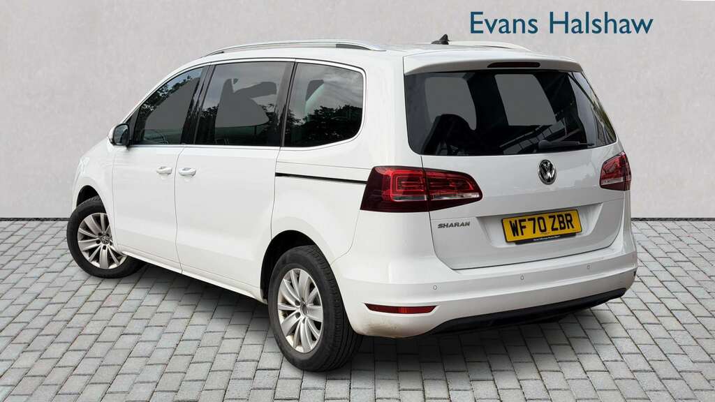 Volkswagen Sharan 2L Sel Black #2